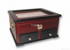 Humidor