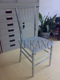 plastic-metal chiavari chair