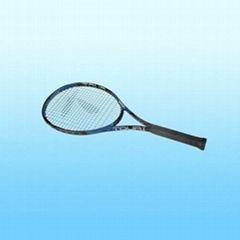 TENNIS RACKET