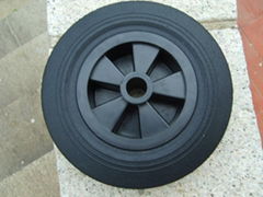 Solid rubber wheel