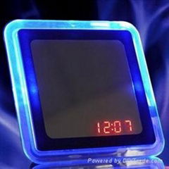 Blu-ray mirror square clock