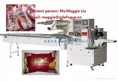 Bread packaging machinery