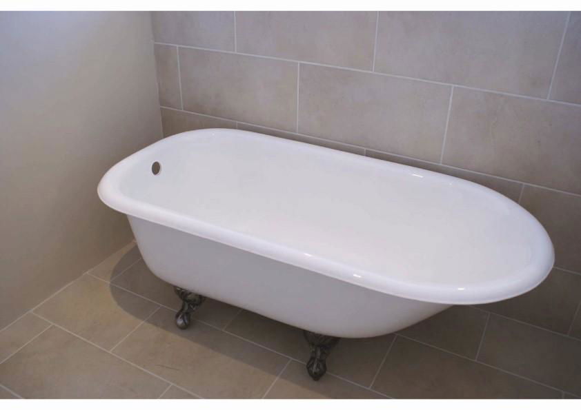 roll top cast iron bathtub