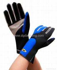 Fishing gloves