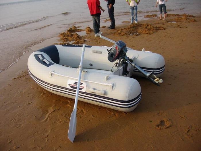 Rigid inflatable boat 3