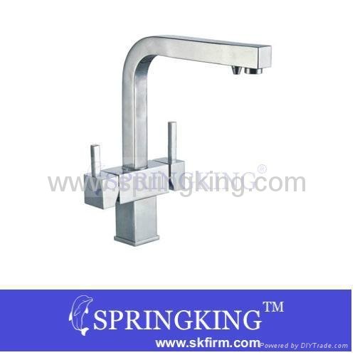 Kitchen Tri-Flow Brass Faucet Sink Tap 