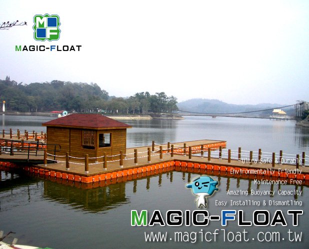 MF-Floating Platform for Wooden House