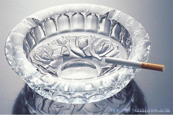 glass ashtray 3