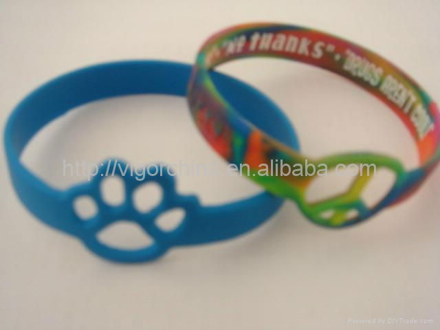silicone Fashional hollowing bracelet 