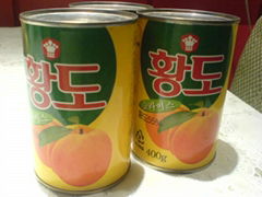 Yellow peach canned food