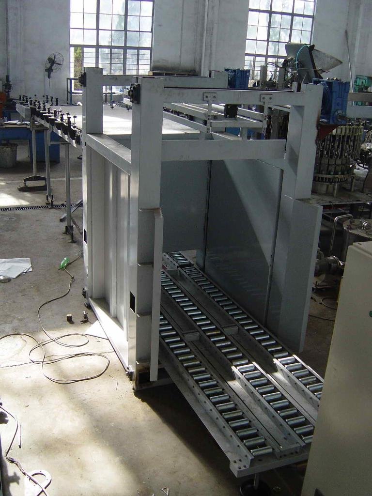 100-600 cpm Can Filling and Packing Line 4