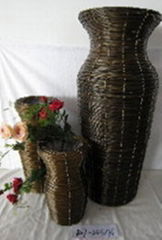 willow vase