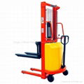 Semi-electric Stacker 1