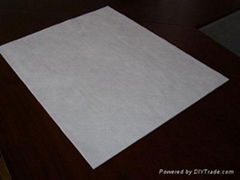 Oil absorbent pad