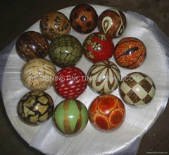 laminated decorative balls