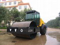 Mechanical single drive single drum vibratory roller 1