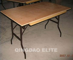 folding table