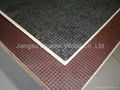 Non-slip film faced plywood 1