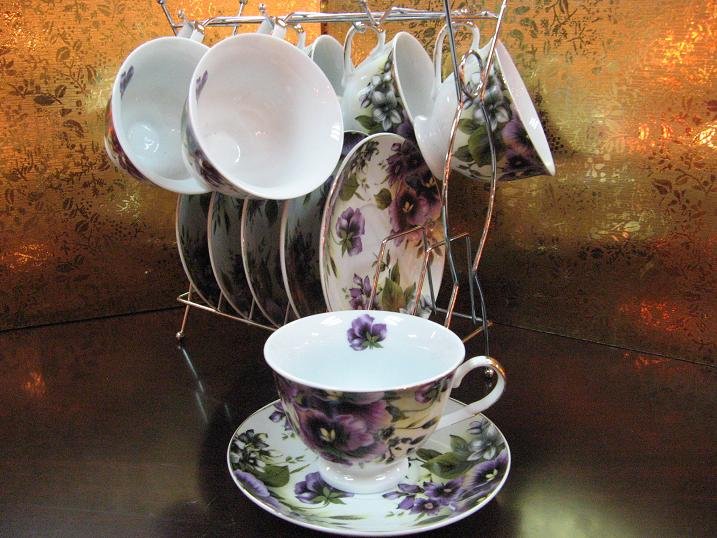 ceramic cups and saucers 4