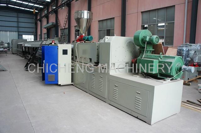 250-400mm U-PVC pipes production line