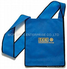 Non-woven sholder bag