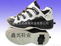 Retractable roller shoes 4