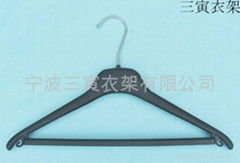 T-shirt hanger