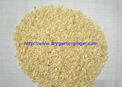 SELL GARLIC GRANULES(ALL SIZE)