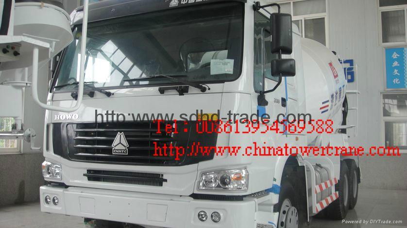 Truck-mounted concrete mixer  5