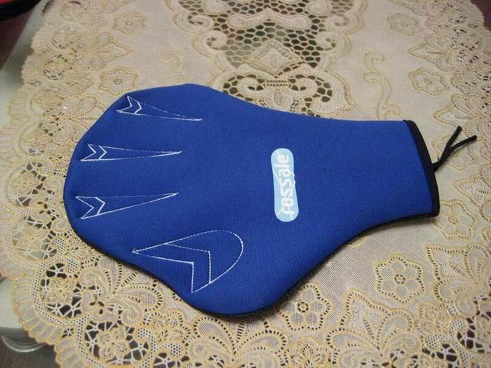 Swimming/Fitness Gloves 4
