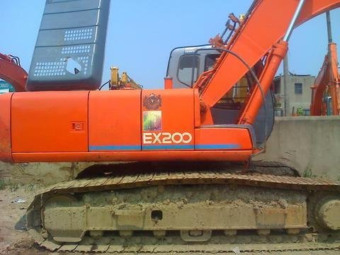 Hitachi, Komatsu and Cat used excavator EX200-1/2/3/5, PC200-5/6/7, 320B/C 4