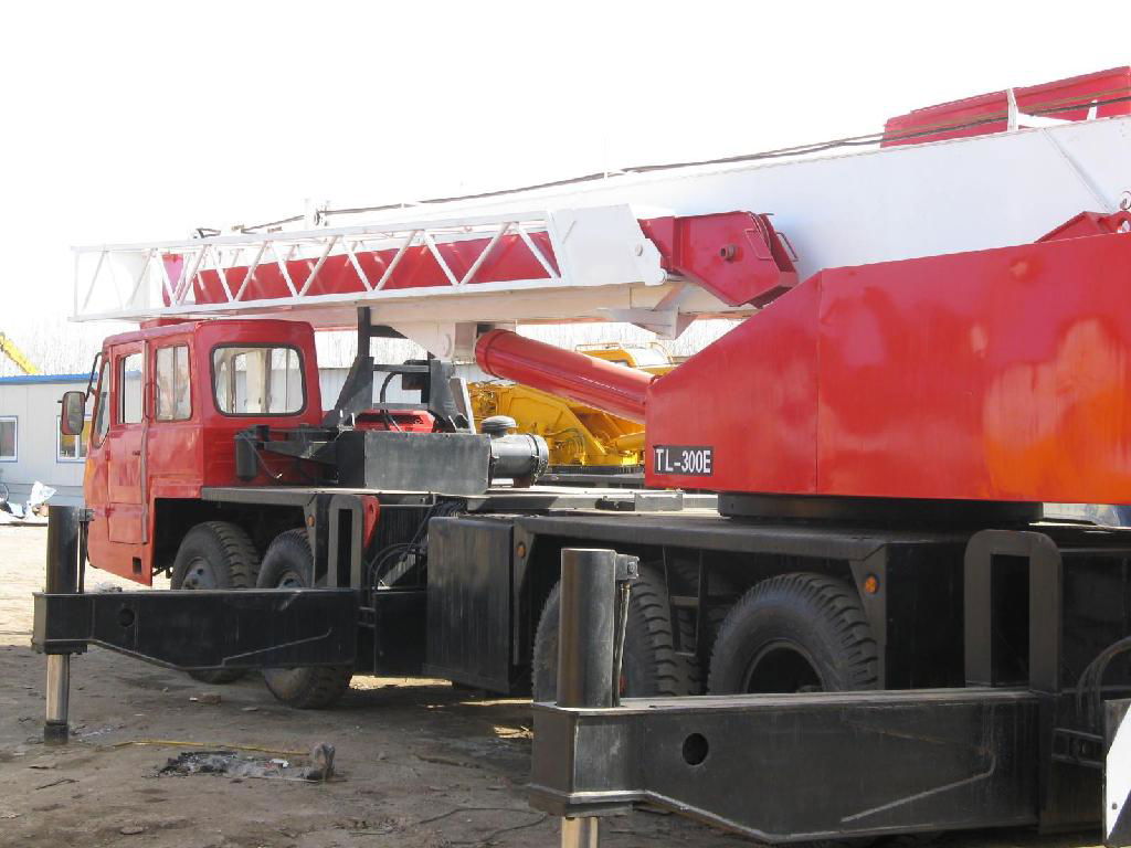 Kato and tadano used mobile truck crane 20T,25T,35T, 50T..500T 4