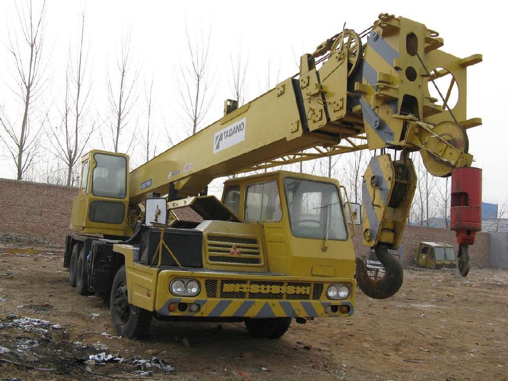 tadano used mobile truck crane 25t, very good price and conditions