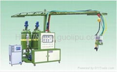 Elastomer forming machine