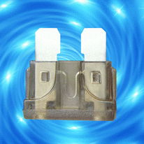 automobile middle-sized film threading type fuse (ATC/2A、3A、4A)