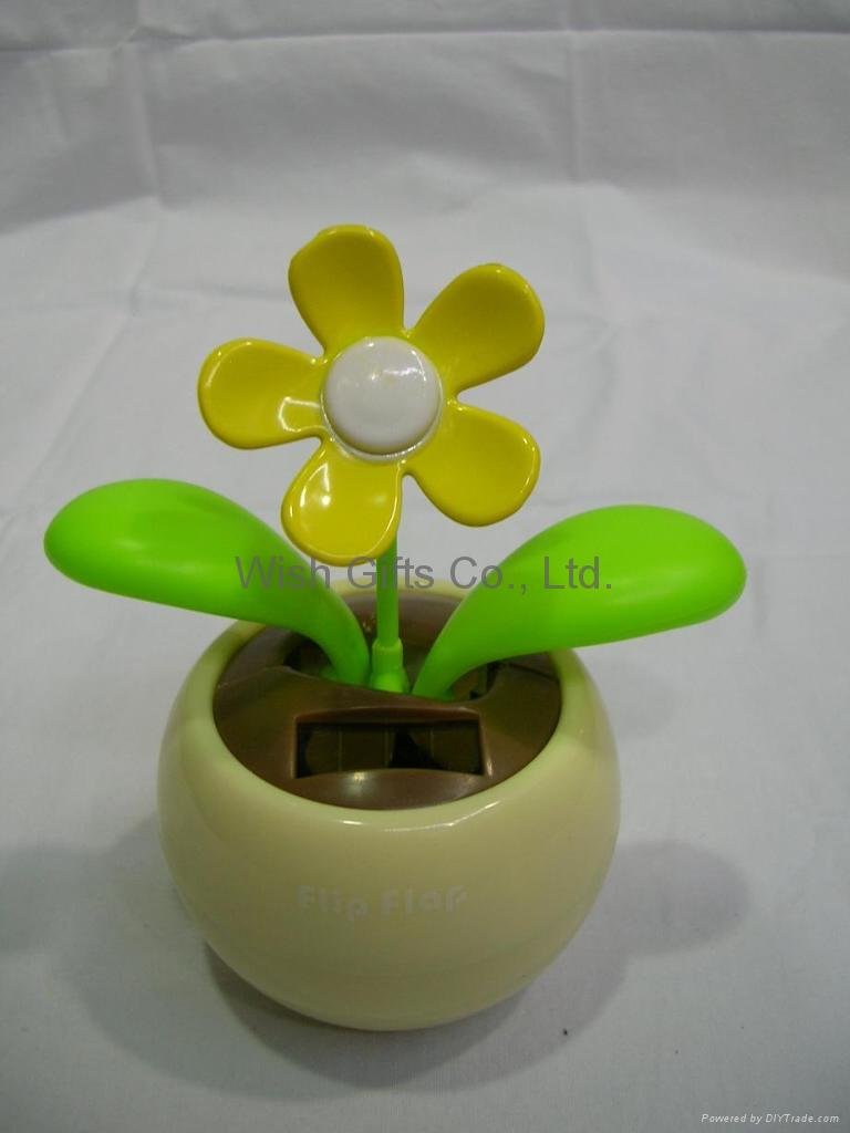 Solar Dancing Flower with mini apple pot 4