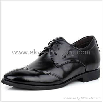 Formal business shoes in hidden heels for men