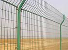 wire mesh fence