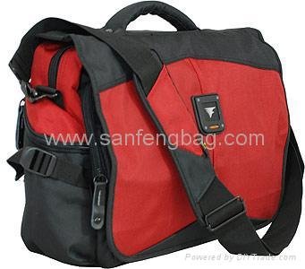 laptop bag with comfortable shoulder strap