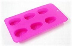 leaves ice cube tray