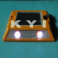 solar road stud