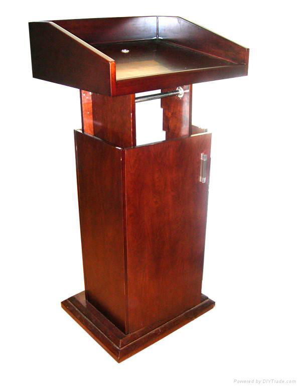 Motorized lectern