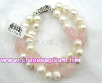 Freshwater pearl bracelet with rose quartz 2