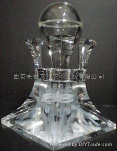 Crystal Pyramid + spraying carving: aroma burner 2