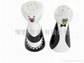 salt and pepper dispenser 3