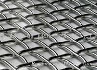 Crimped wire mesh