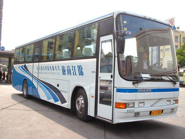  VOLVO -used bus