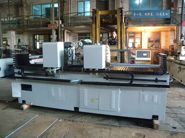 DMSQ-1700KE(CE)Knife Grinder   Front grinding machine 3