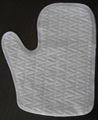 V-Shaped Static Dry Cleaning Glove 1