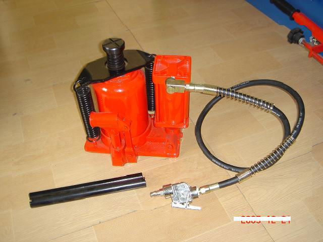 AIR/HYDRAULIC BOTTLE JACK 4